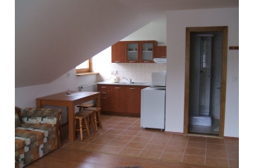 Słowacja Privát Orawski Biały Potok / Oravský Biely Potok, Zewnątrz